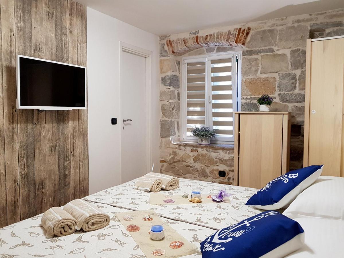 Villa Nautica Stone House 斯普利特 外观 照片